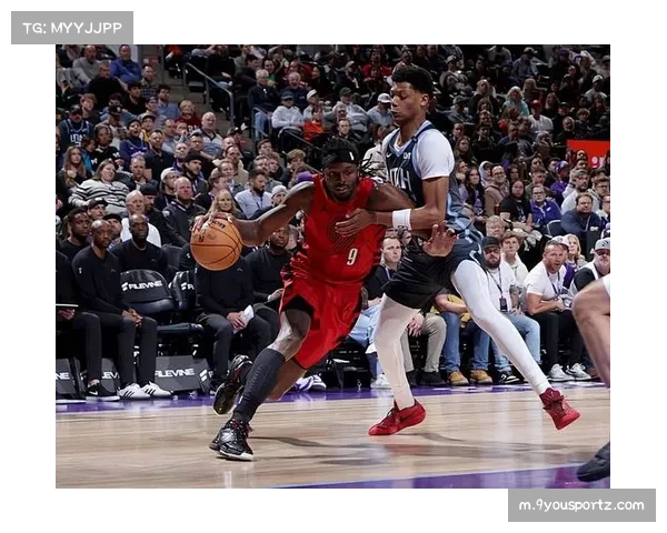 开拓者格兰特21分2抢断 锋线攻防一体属性获多队关注